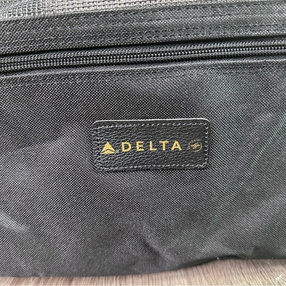 Sherpa Black delta pet carrier cargo new - Picture 8 of 16